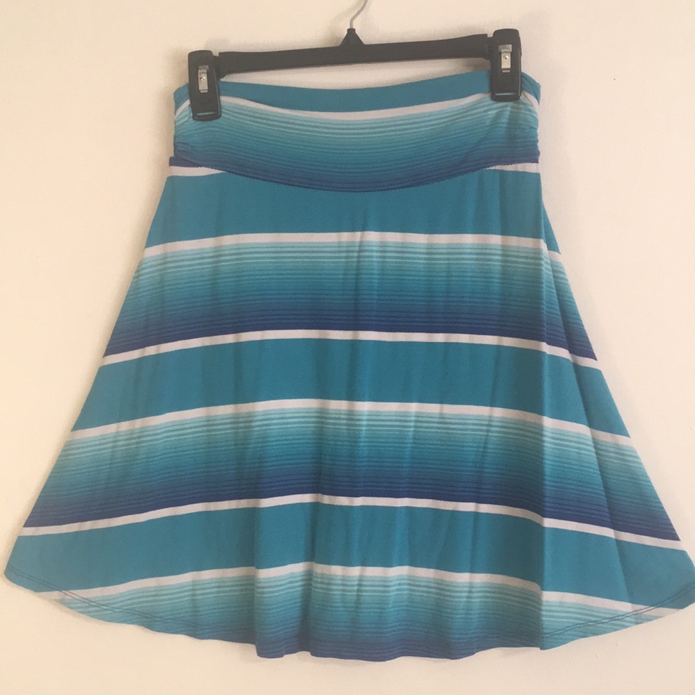 Blue, indigo, white skirt - S/M w/elastic waist💙